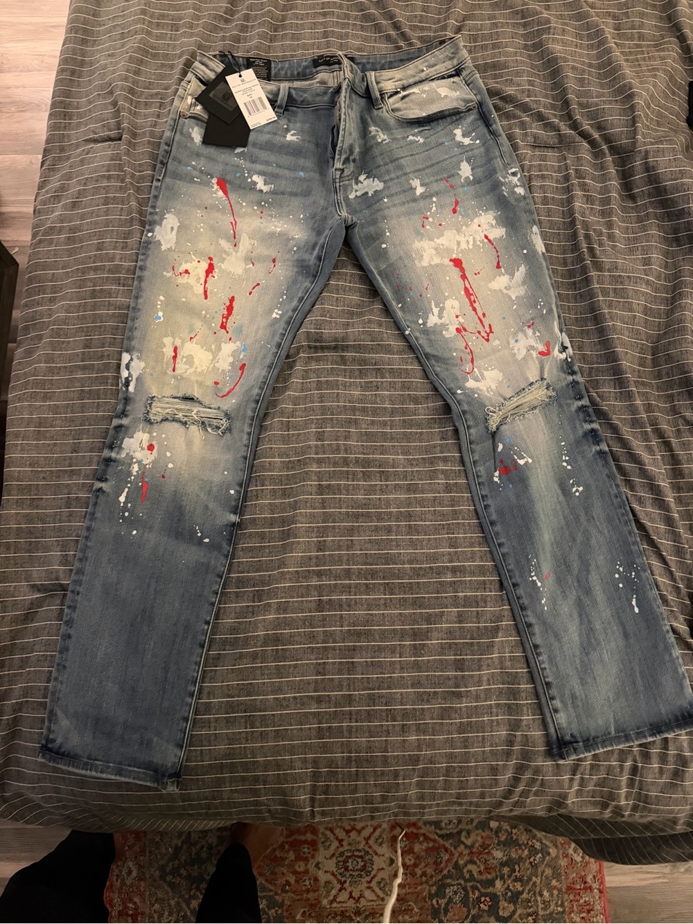 Men's Light Blue Paint-Splatter Distressed Jeans